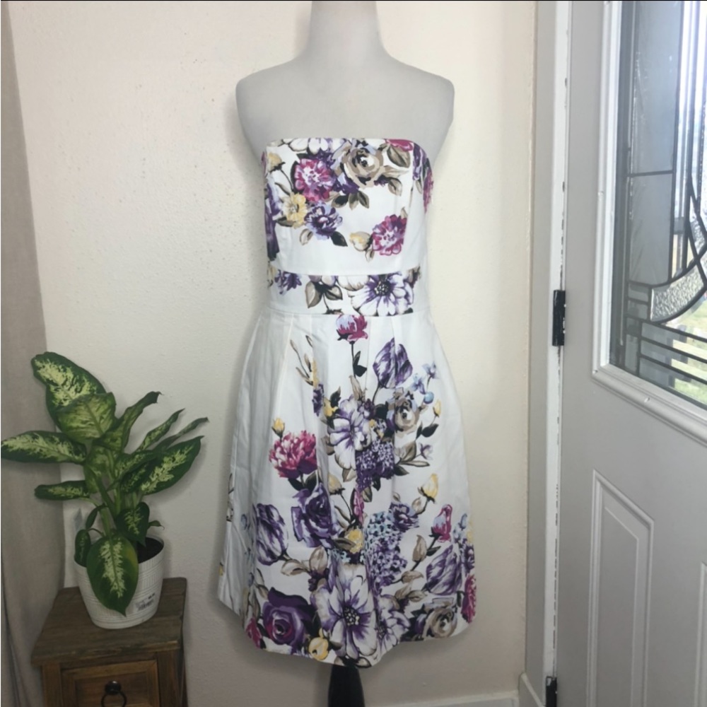White House Black Market Strapless Floral Dress - White and Purple